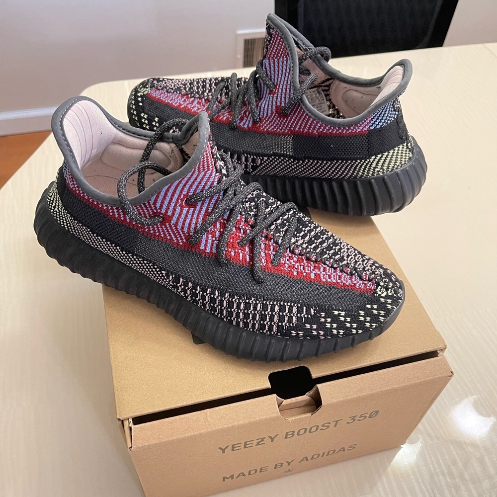 Yeezy Boost 350 V2 Yecheil (Non-Reflective) sneakers